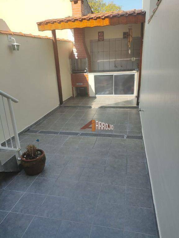 Sobrado à venda com 3 quartos, 90m² - Foto 19