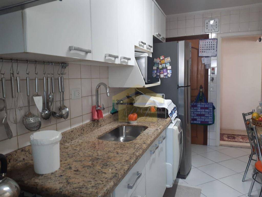 Apartamento à venda com 3 quartos, 80m² - Foto 9