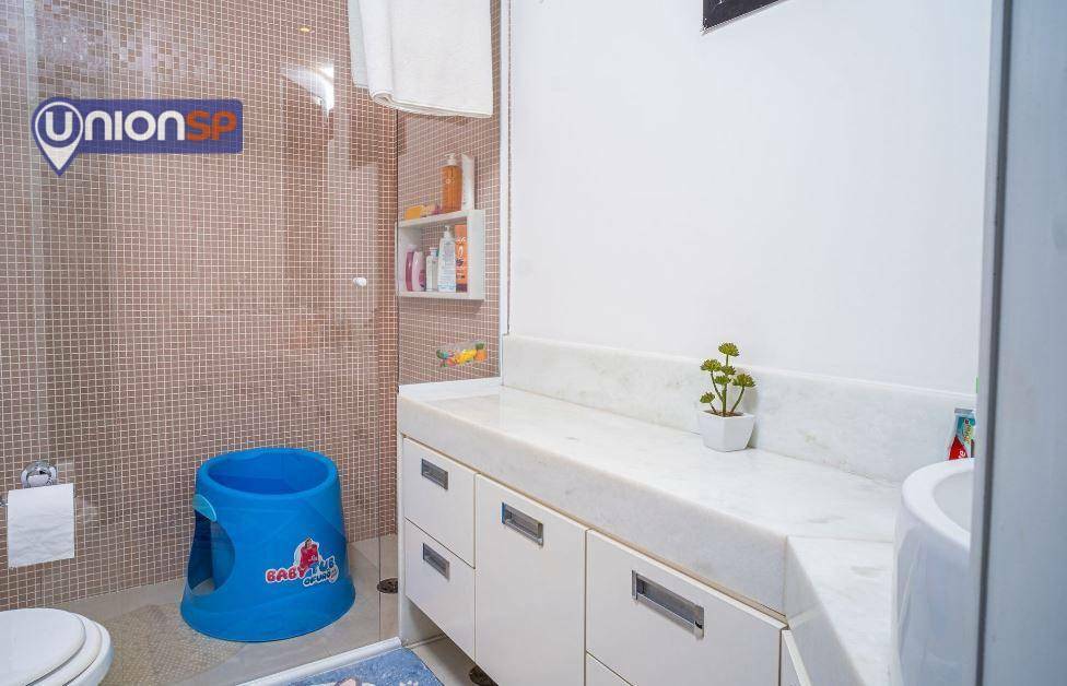 Apartamento à venda com 4 quartos, 220m² - Foto 9