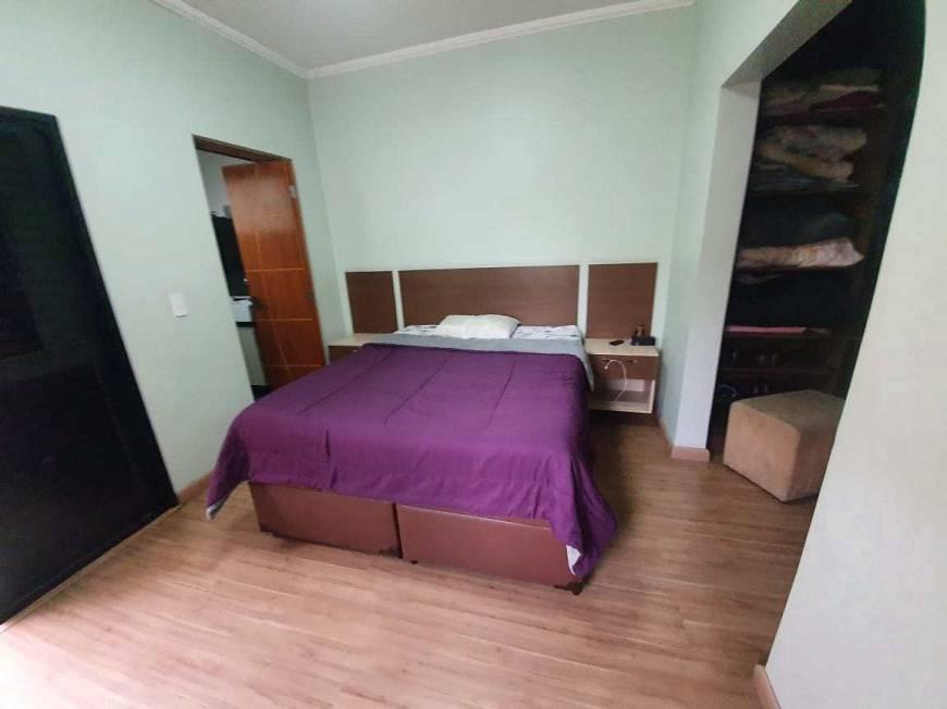 Sobrado à venda com 4 quartos, 244m² - Foto 14