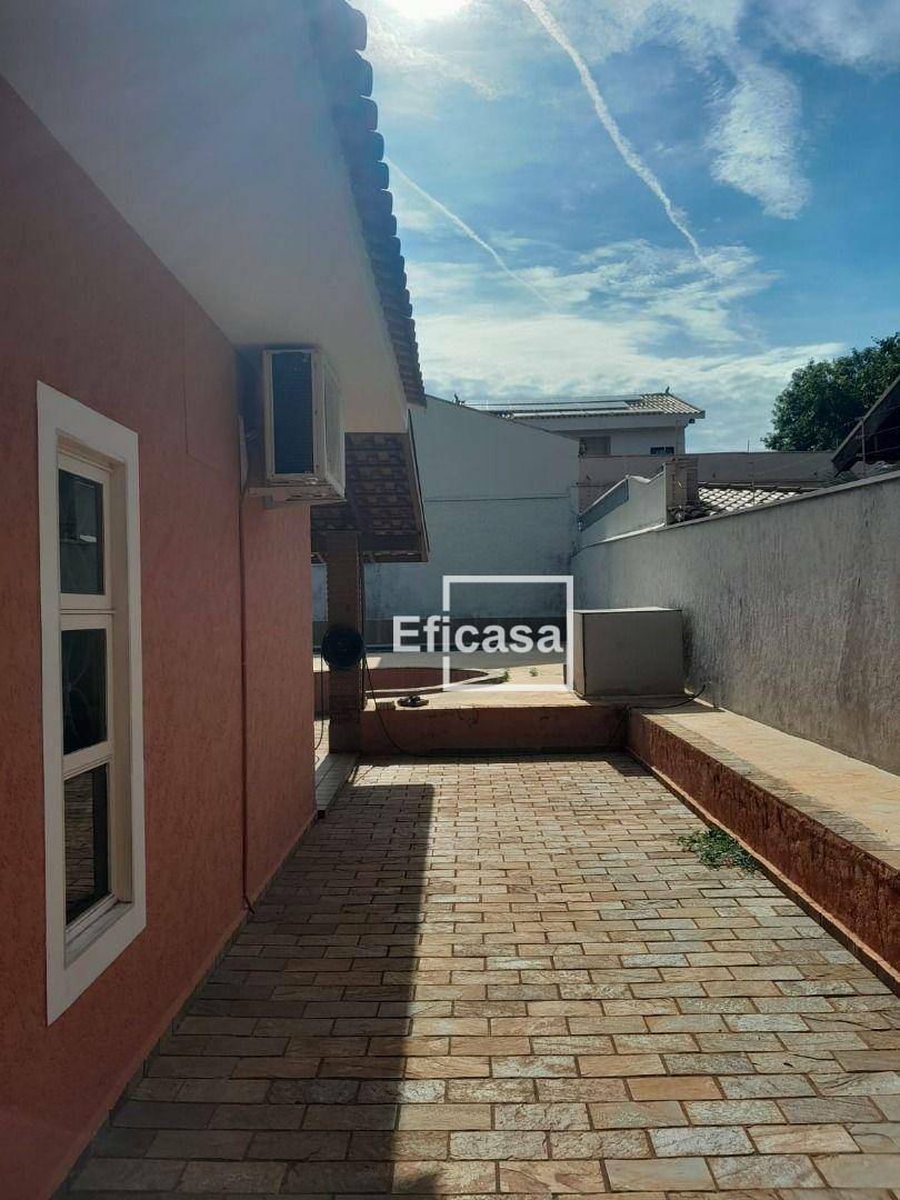 Casa à venda com 3 quartos, 344m² - Foto 24