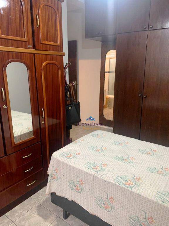 Casa de Condomínio à venda com 3 quartos, 300m² - Foto 28