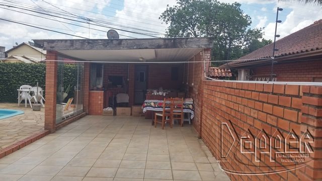 Casa à venda com 3 quartos, 54m² - Foto 9