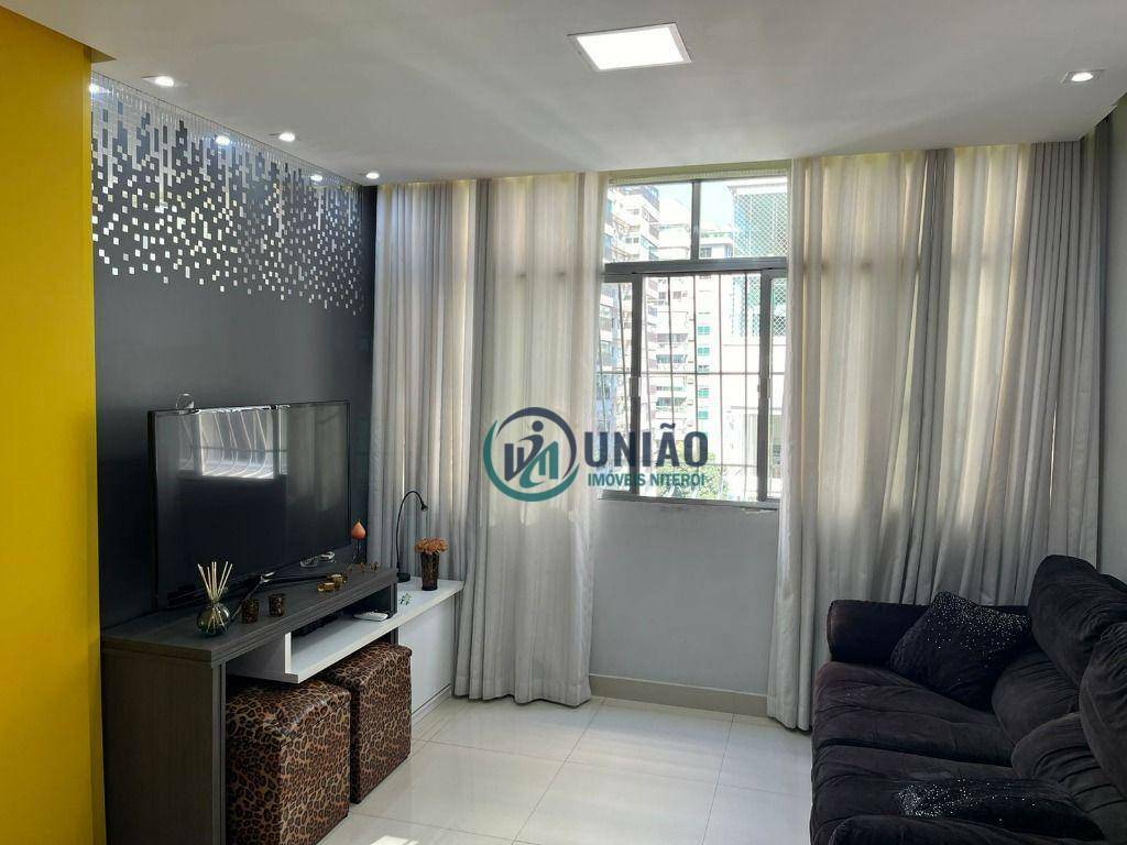 Apartamento à venda com 3 quartos, 130m² - Foto 4