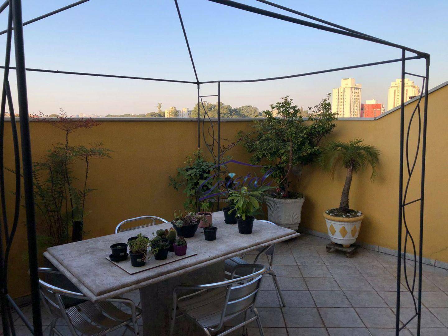 Casa à venda com 3 quartos, 217m² - Foto 8