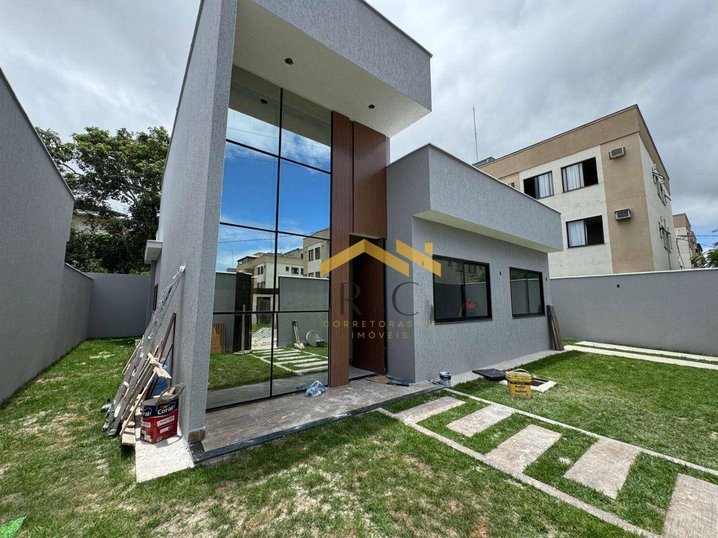 Casa à venda com 3 quartos, 80m² - Foto 1