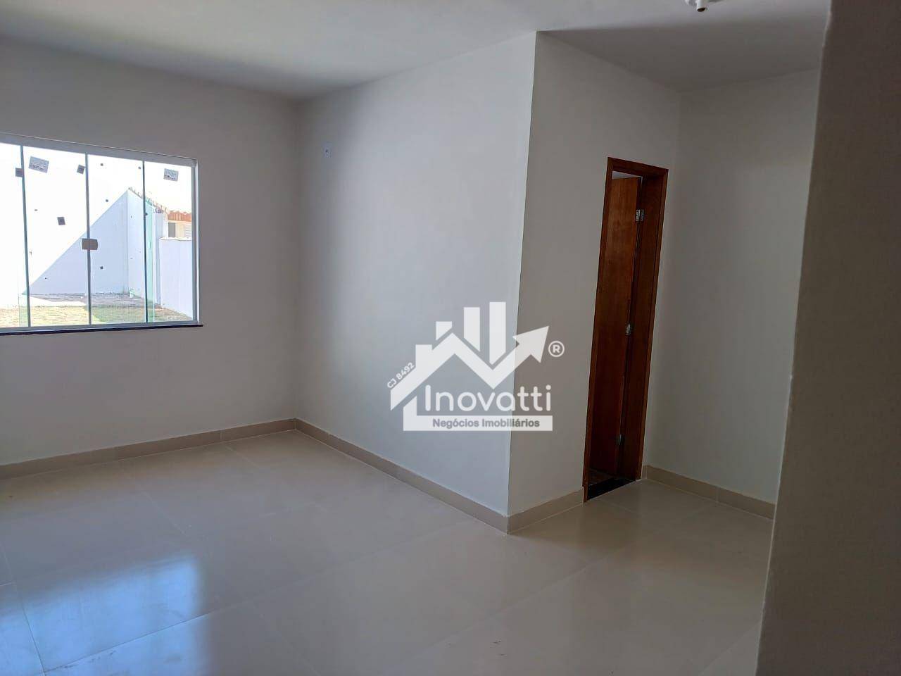 Casa à venda com 2 quartos, 78m² - Foto 4