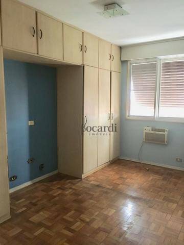 Apartamento à venda com 3 quartos, 175m² - Foto 4