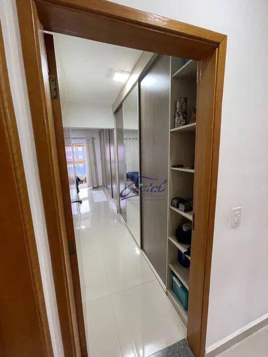 Apartamento à venda com 3 quartos, 133m² - Foto 12