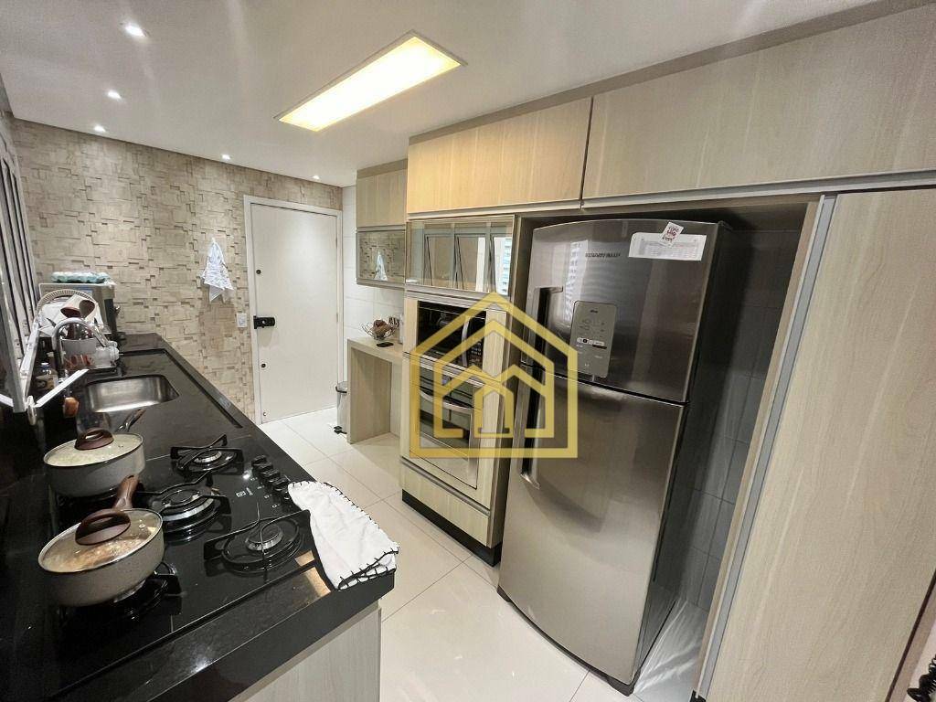 Apartamento à venda com 4 quartos, 155m² - Foto 6