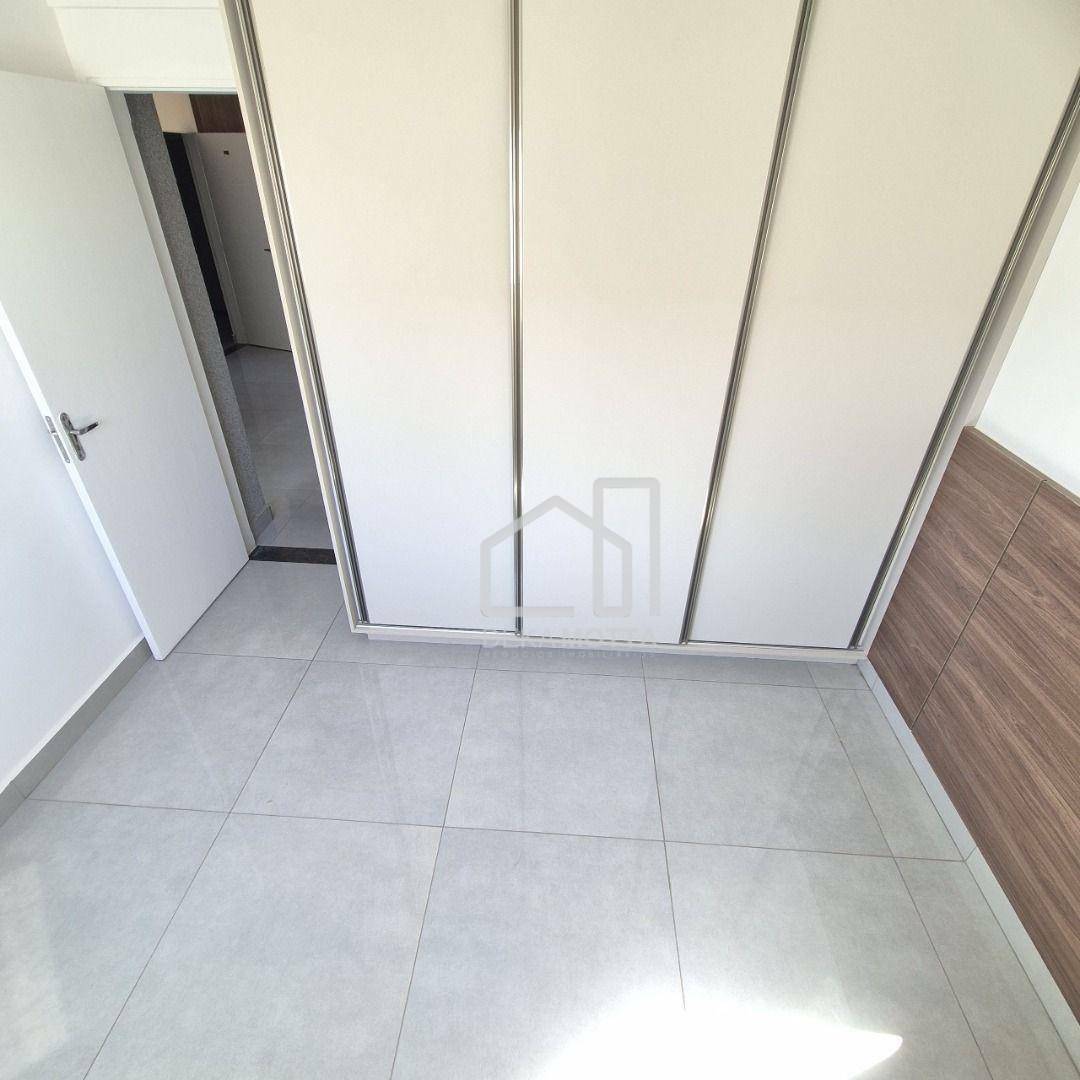 Apartamento à venda com 2 quartos, 42m² - Foto 5