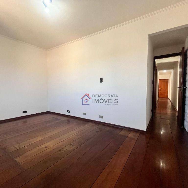 Apartamento à venda com 2 quartos, 85m² - Foto 12