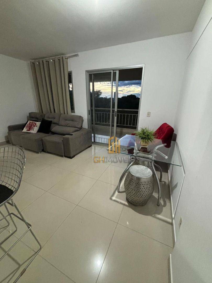 Apartamento à venda com 3 quartos, 77m² - Foto 2