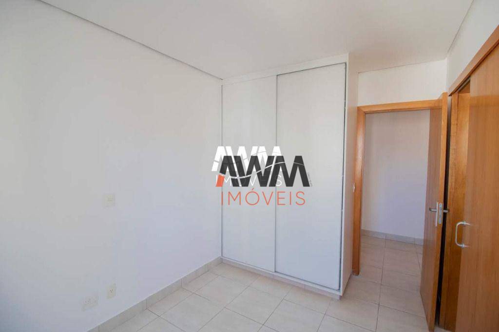 Apartamento para alugar com 4 quartos, 220m² - Foto 17