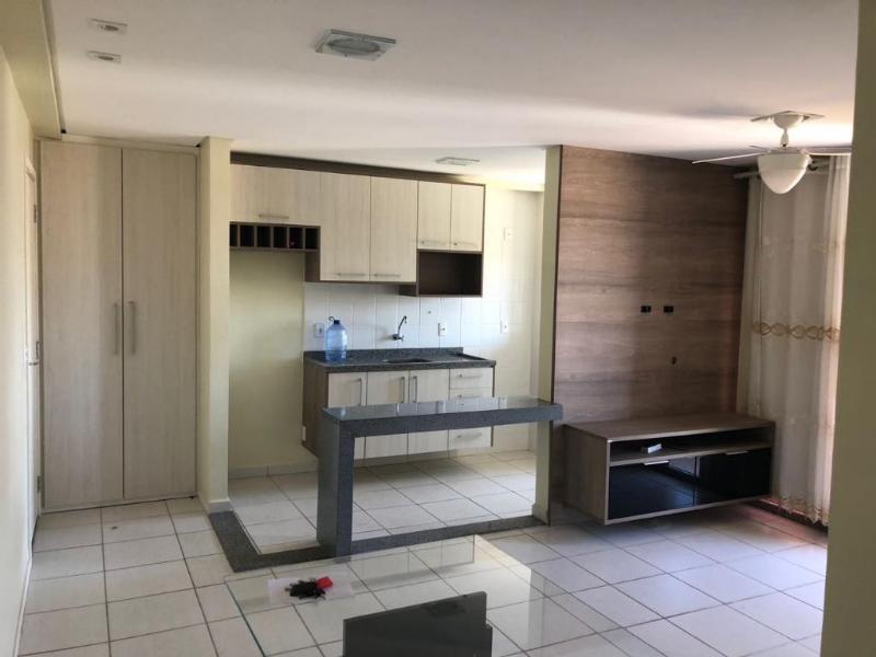 Apartamento à venda com 3 quartos, 70m² - Foto 1