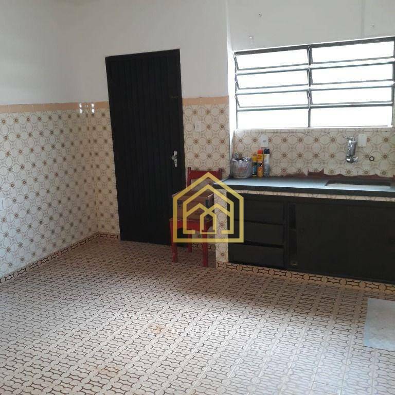 Casa à venda com 3 quartos, 185m² - Foto 33