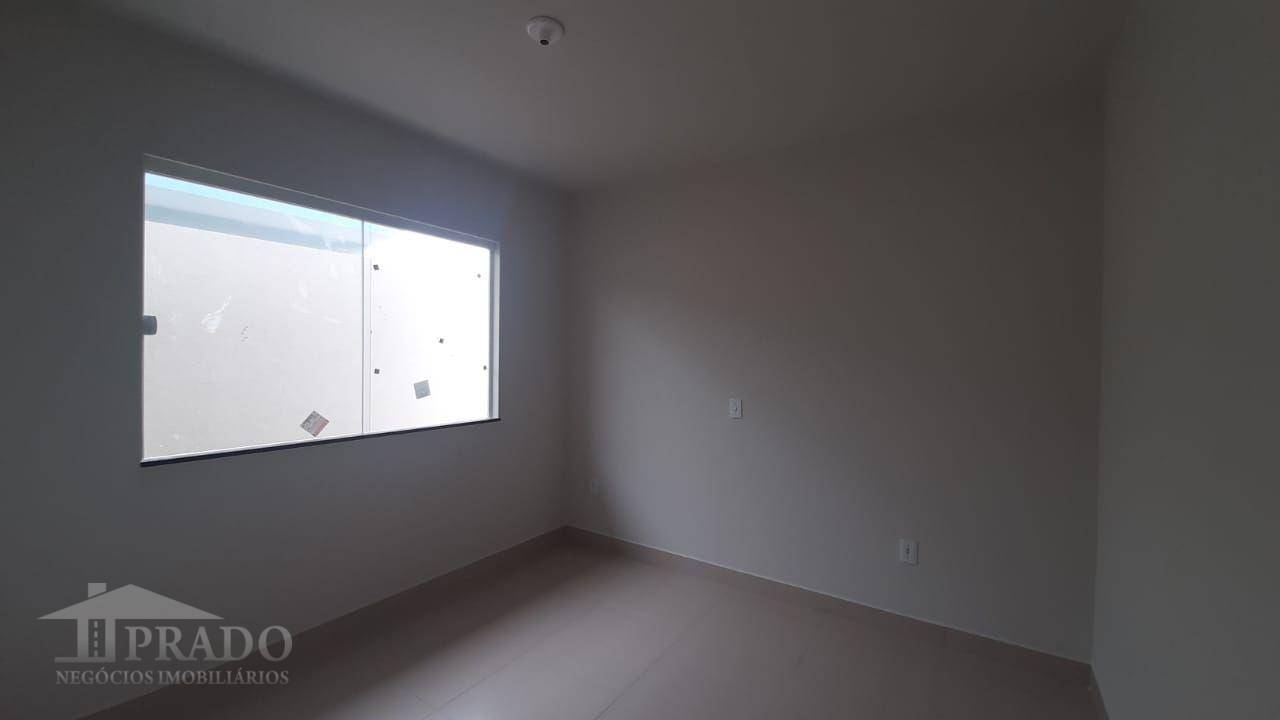 Casa à venda com 2 quartos, 49m² - Foto 10