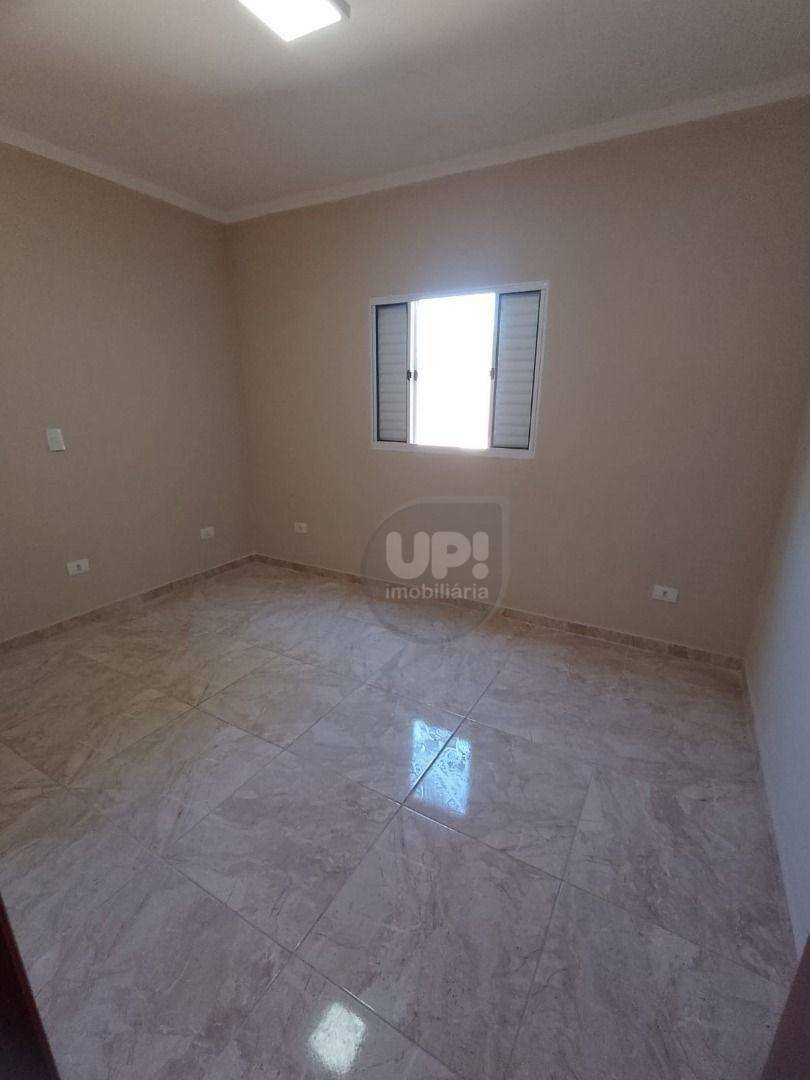 Casa à venda com 2 quartos, 60m² - Foto 10