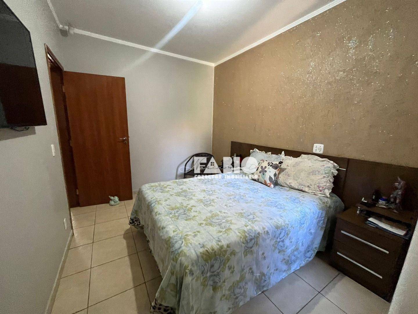 Casa à venda com 3 quartos, 120m² - Foto 11