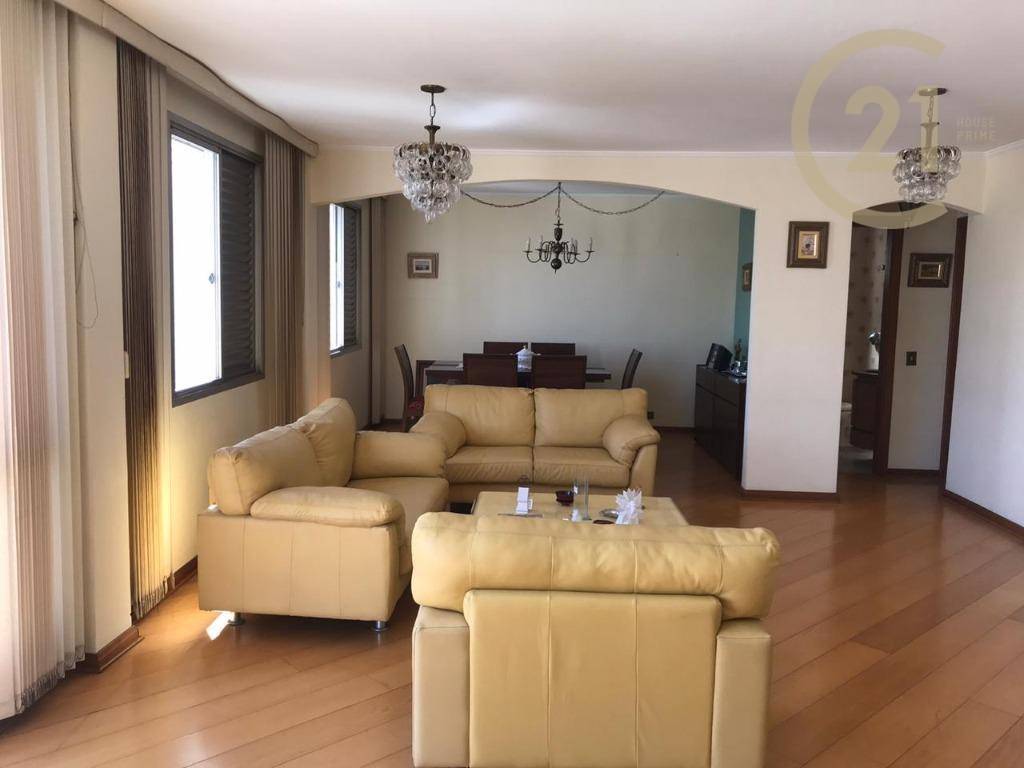 Apartamento à venda com 3 quartos, 190m² - Foto 3