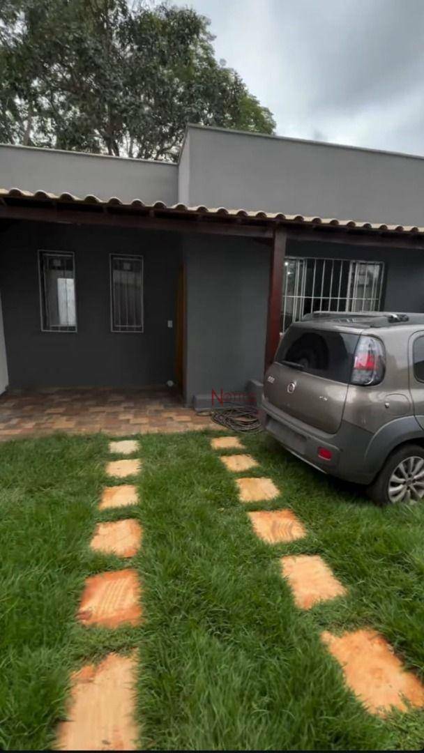 Casa à venda com 2 quartos, 55m² - Foto 1