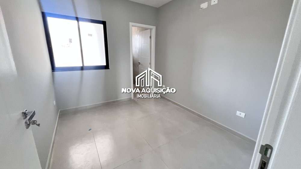 Casa à venda com 2 quartos, 62m² - Foto 11