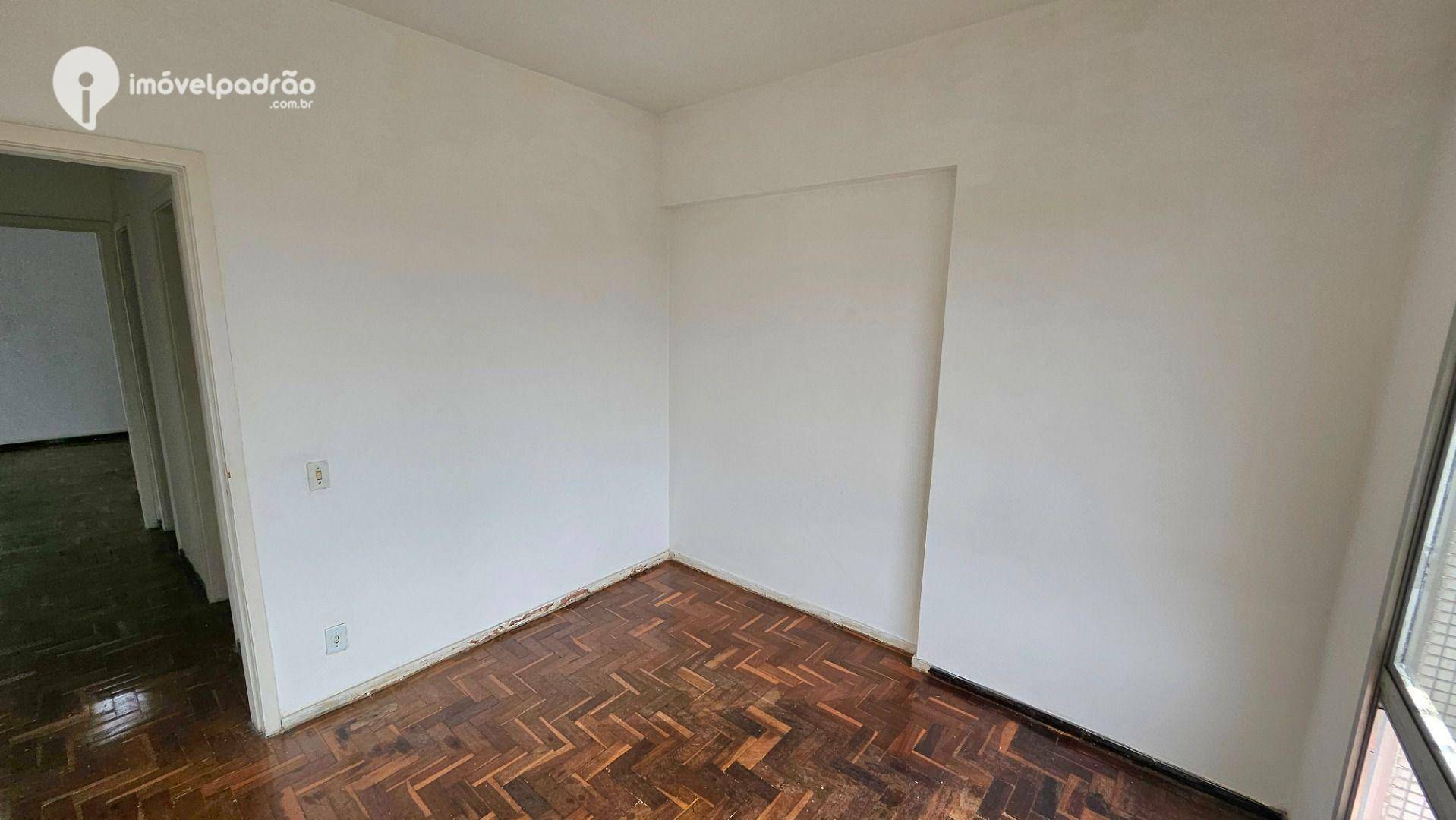 Apartamento para alugar com 3 quartos, 120m² - Foto 25