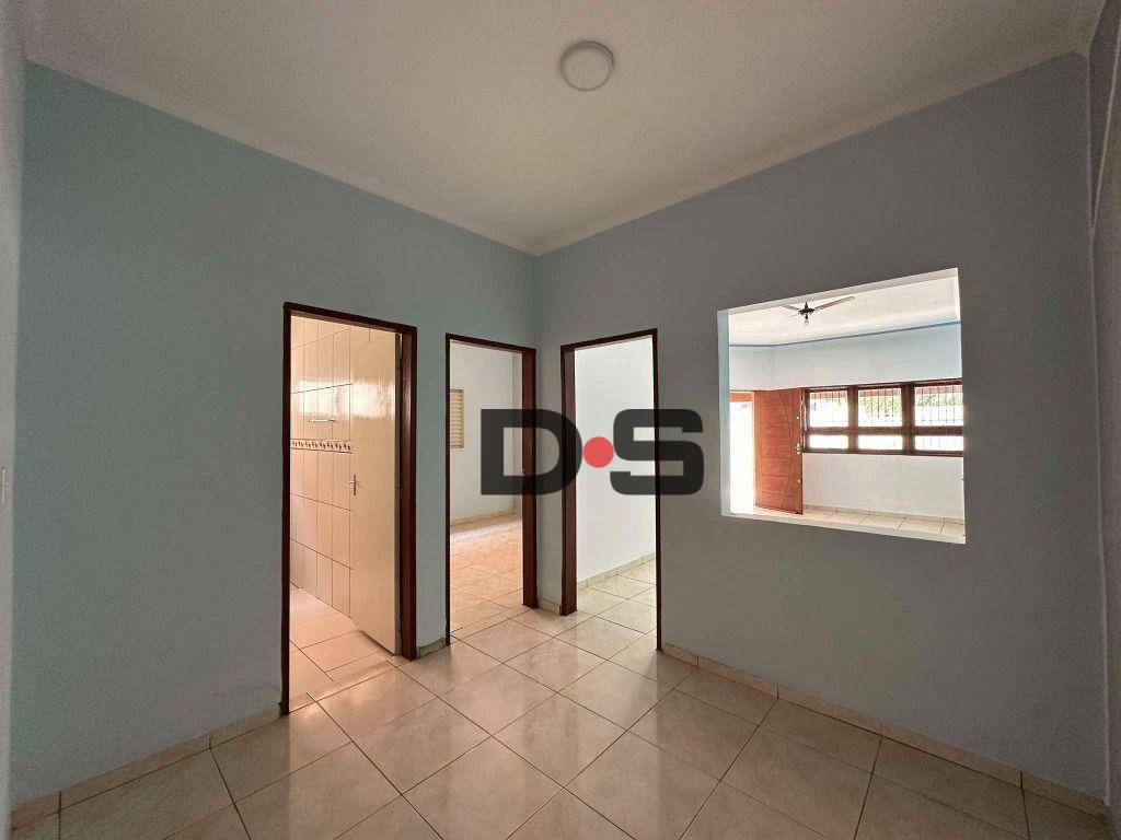 Casa à venda com 2 quartos, 160m² - Foto 8