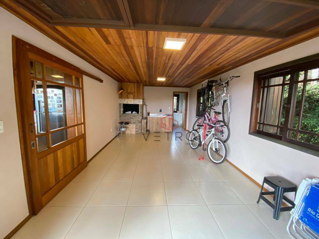 Casa à venda com 4 quartos, 280m² - Foto 28