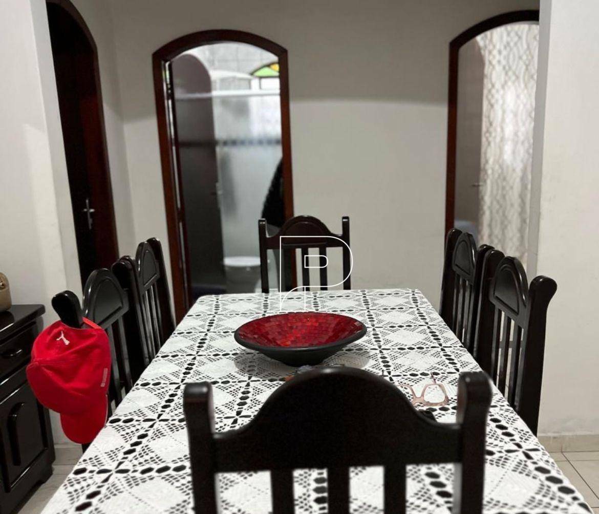 Casa à venda com 3 quartos, 177m² - Foto 3
