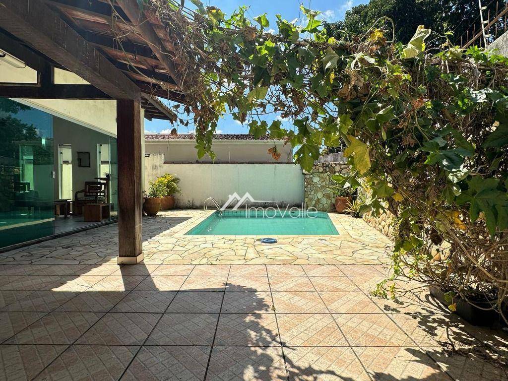 Casa à venda e aluguel com 3 quartos, 375m² - Foto 12