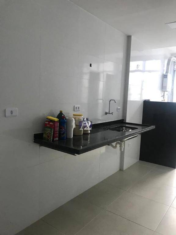 Apartamento à venda com 2 quartos, 66m² - Foto 7