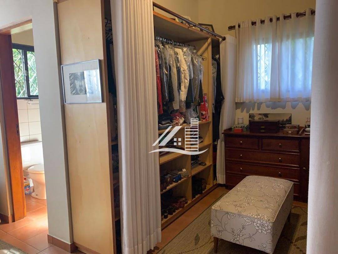 Chácara à venda com 6 quartos, 650m² - Foto 15