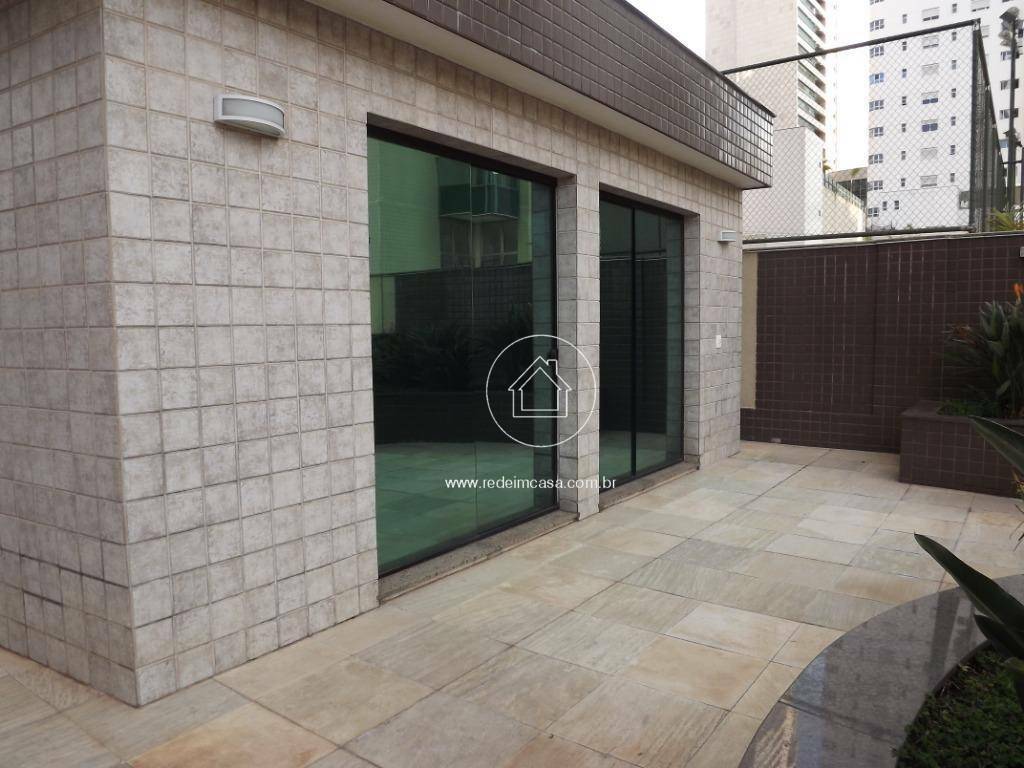 Apartamento à venda e aluguel com 4 quartos, 205m² - Foto 28