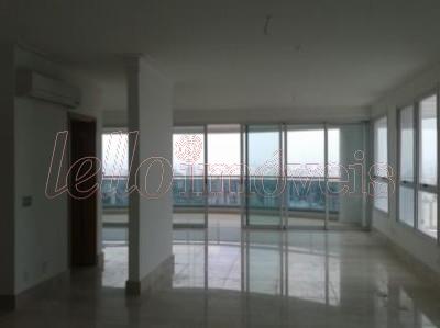 Apartamento à venda com 4 quartos, 265m² - Foto 1