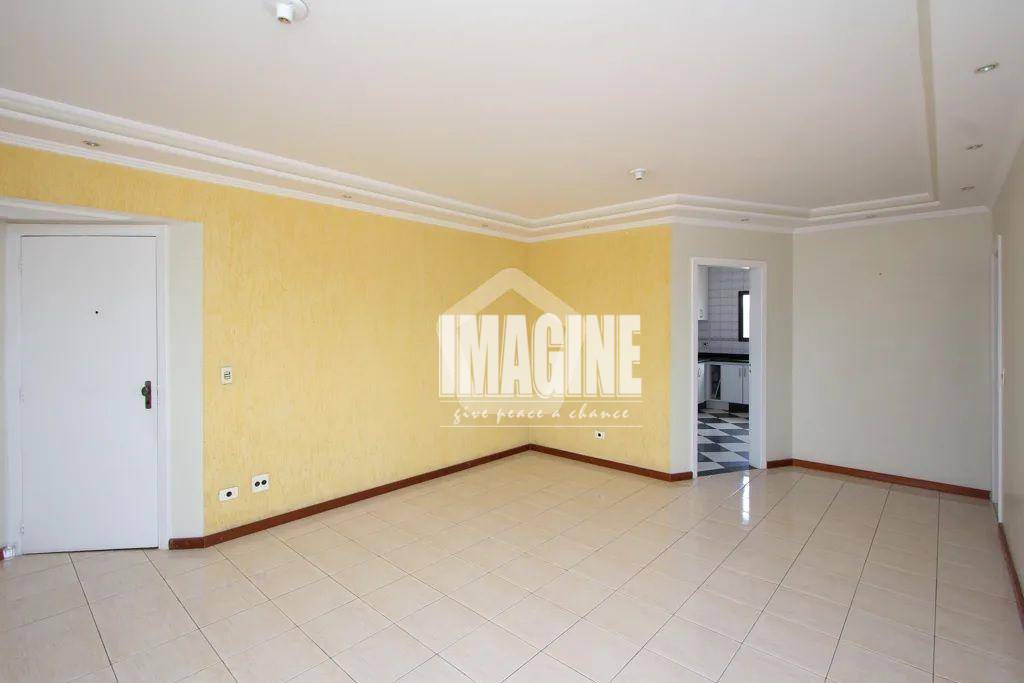 Apartamento à venda com 3 quartos, 103m² - Foto 3