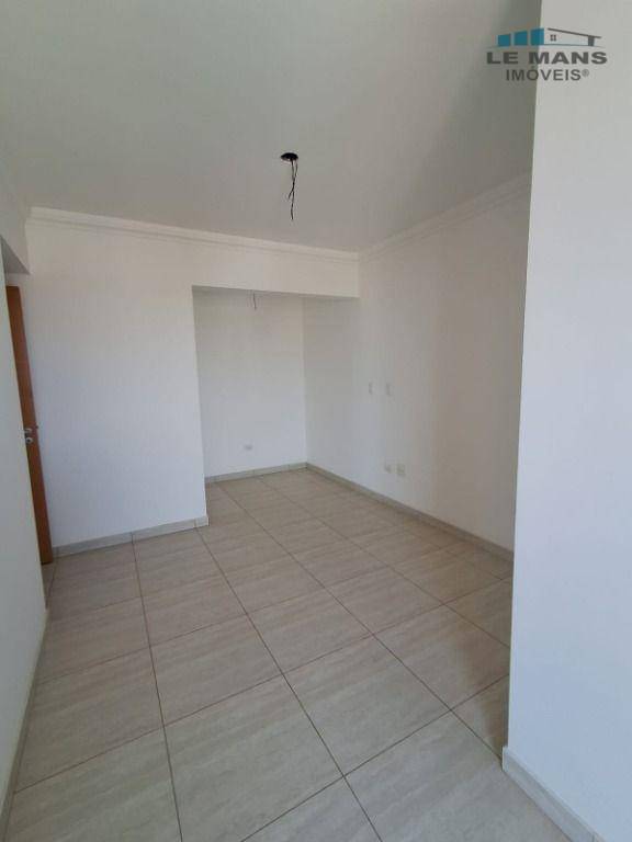 Apartamento à venda com 3 quartos, 98m² - Foto 8