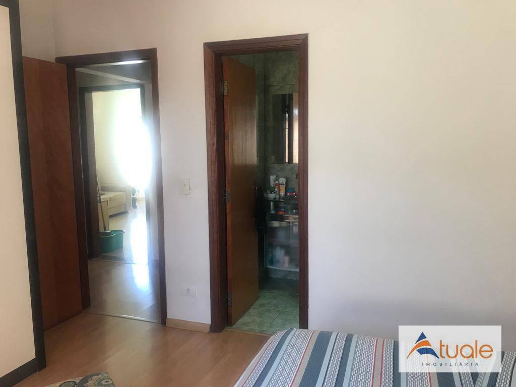 Casa à venda com 3 quartos, 270m² - Foto 15