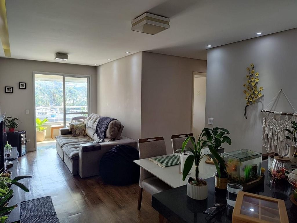 Apartamento à venda com 3 quartos, 84m² - Foto 9