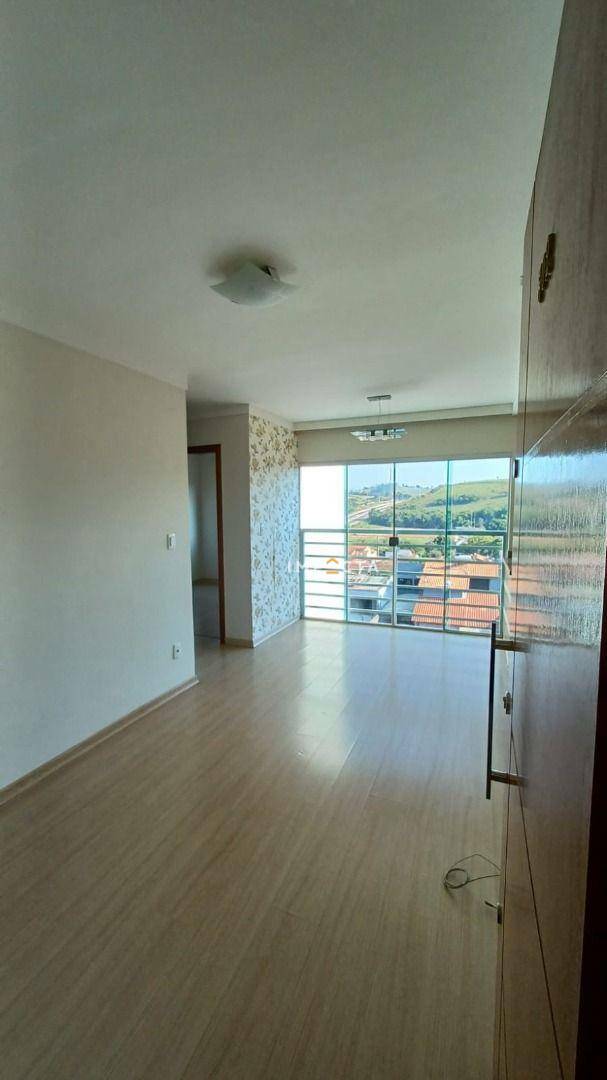 Apartamento à venda com 3 quartos, 78m² - Foto 3