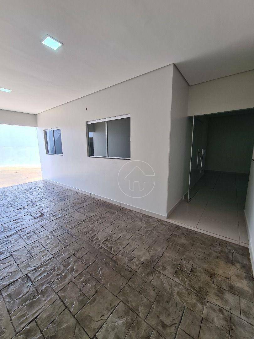 Apartamento para alugar com 2 quartos, 80m² - Foto 6