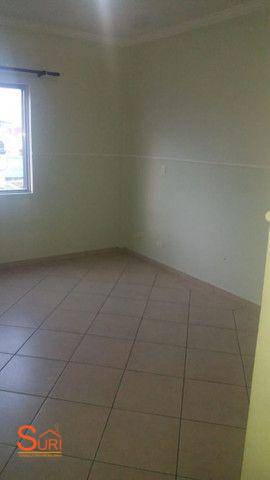 Apartamento à venda com 3 quartos, 140m² - Foto 4