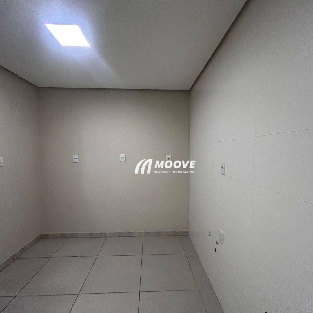 Apartamento à venda e aluguel com 2 quartos, 95m² - Foto 11