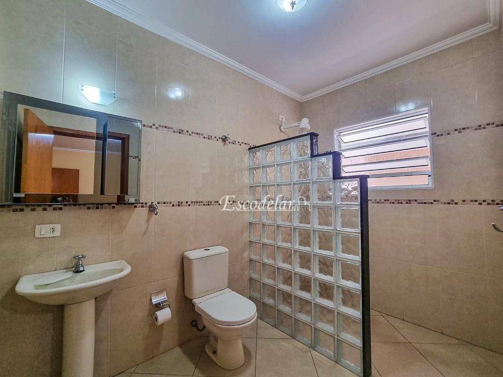 Sobrado à venda com 3 quartos, 241m² - Foto 13