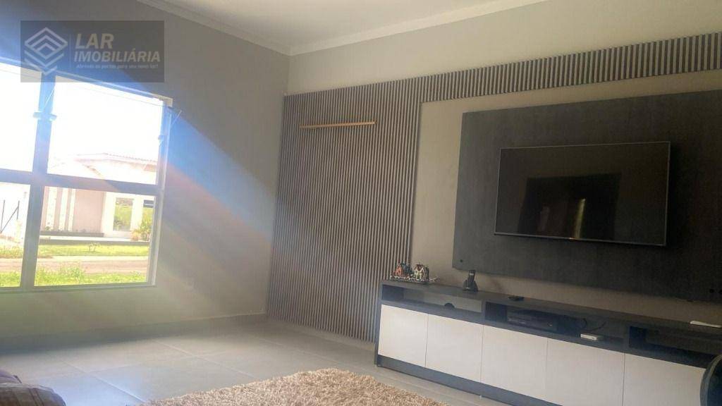 Casa de Condomínio à venda e aluguel com 4 quartos, 500m² - Foto 4