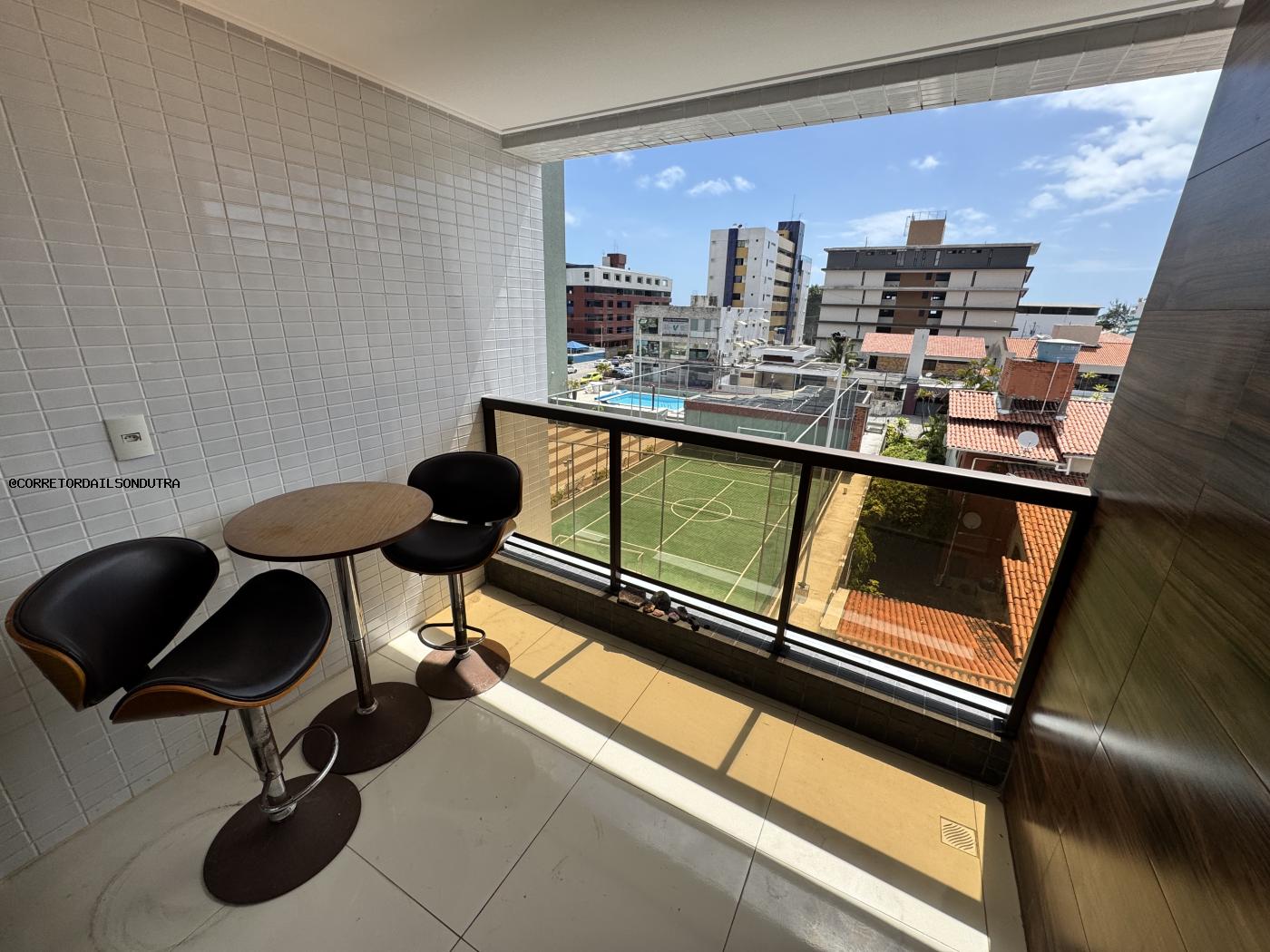 Apartamento à venda com 3 quartos, 105m² - Foto 9