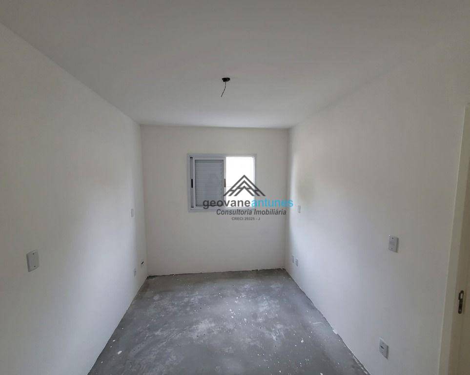 Apartamento à venda com 2 quartos, 63m² - Foto 3