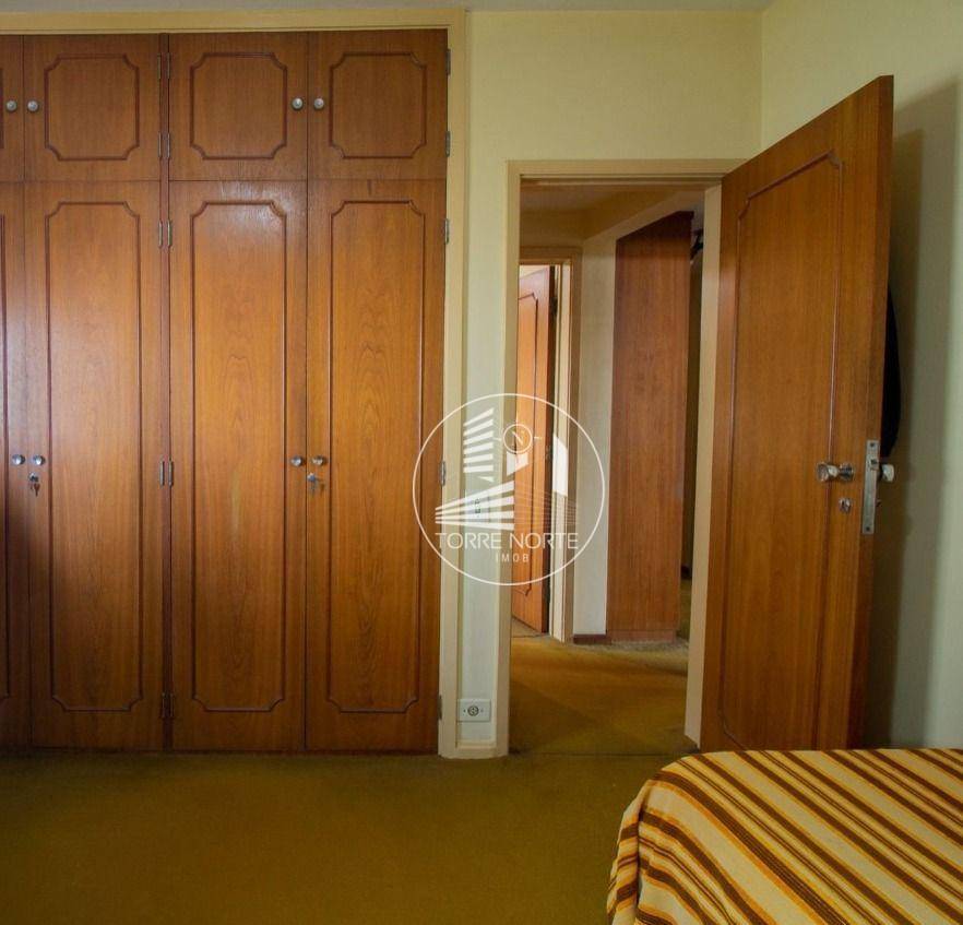 Apartamento à venda com 4 quartos, 190m² - Foto 22