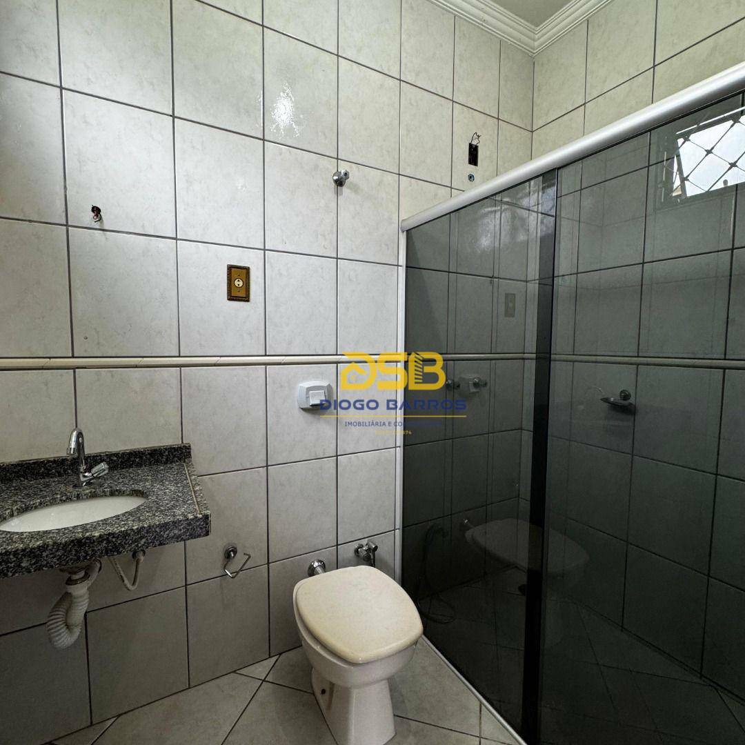 Casa à venda com 3 quartos, 184m² - Foto 9