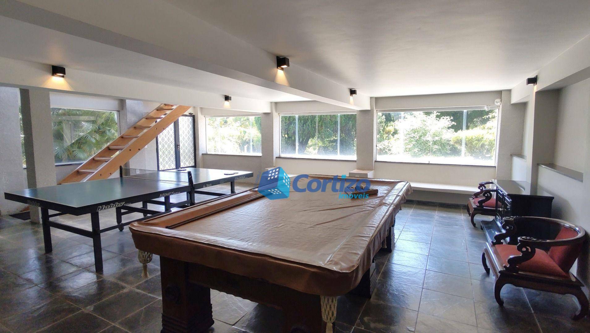 Chácara à venda com 8 quartos, 1061m² - Foto 33